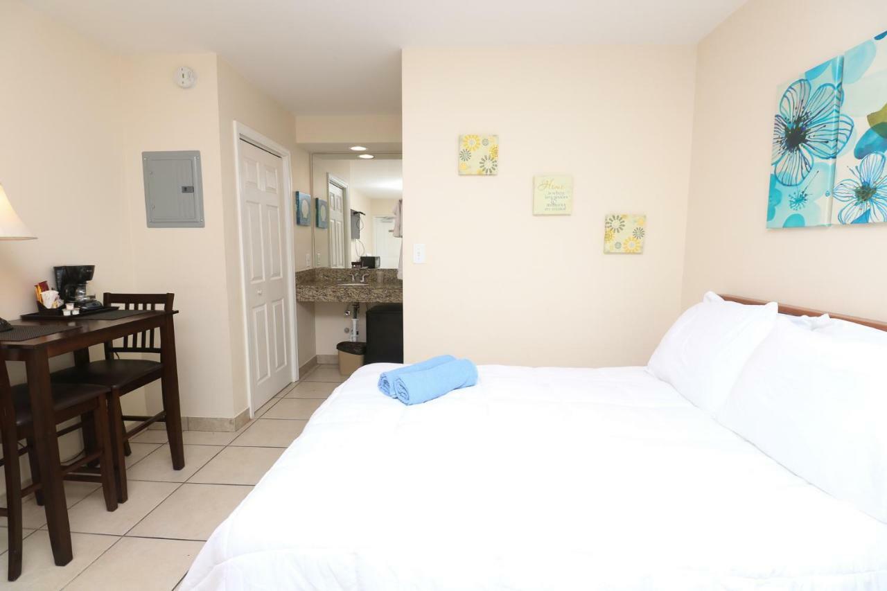 Atlantique Beach House Hotel Deerfield Beach Exterior photo
